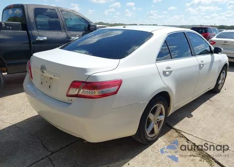 2011 Toyota Camry Le from USA, damaged, VIN 4T1BF3EK1BU698287